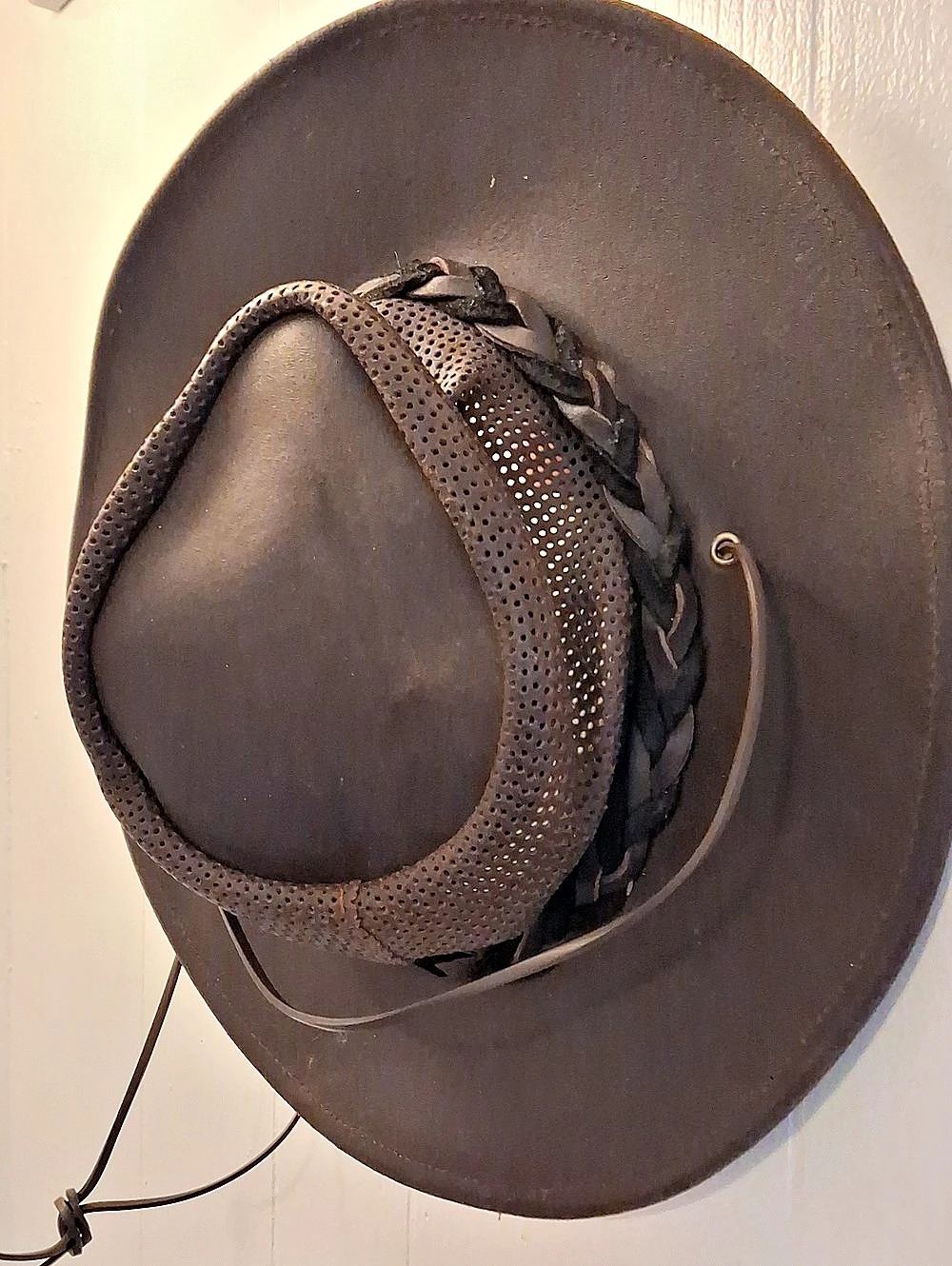 Minnetonka The Fold Up Hat Leather Brown Small
